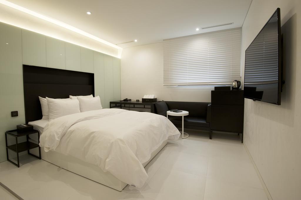 Hotel The Artist Yeoksam Seoul Exterior photo