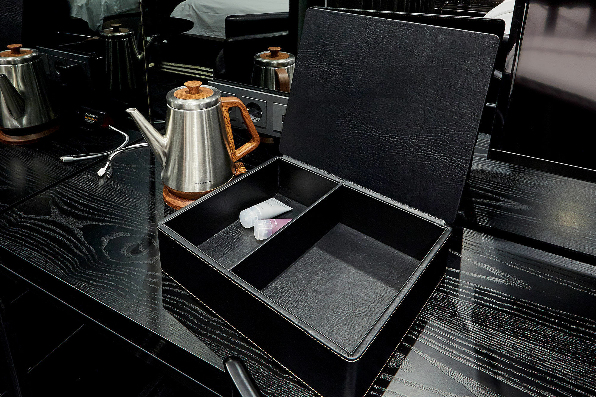 Hotel The Artist Yeoksam Seoul Exterior photo